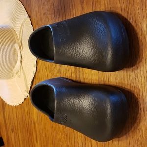 Birkenstock Black Clogs Size 8